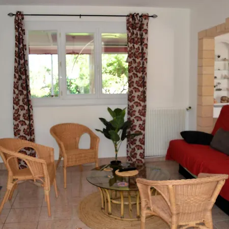 Le Caprice De La - Maison Avec Veranda, Jardin Holiday home